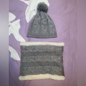 Sonoma metallic/sparkle grey hat and pull on scarf set